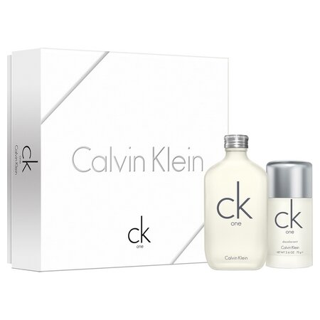 CK One, le parfum culte de Calvin Klein dans un nouveau coffret