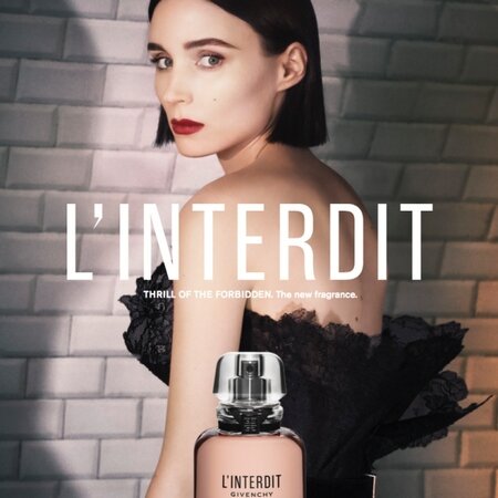 Rooney Mara dans la pub du parfum L'Interdit de Givenchy