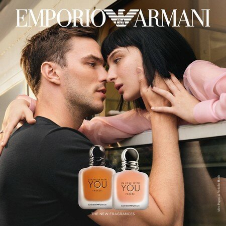 La nouvelle égérie du tout nouveau parfum d'Armani In Love With You Freeze